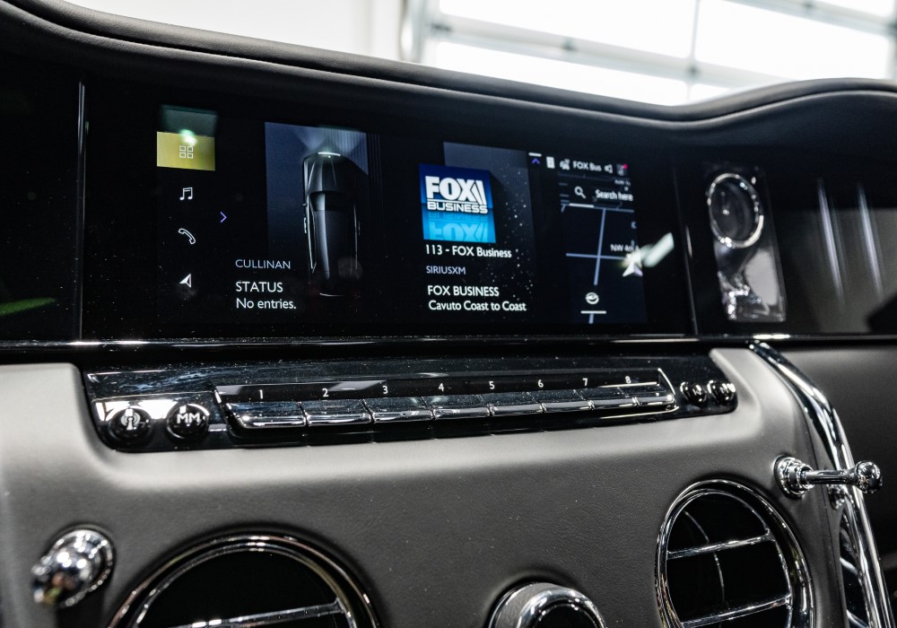 Rolls-Royce Cullinan 2025 | Mach 1 Exotics Car Rentals