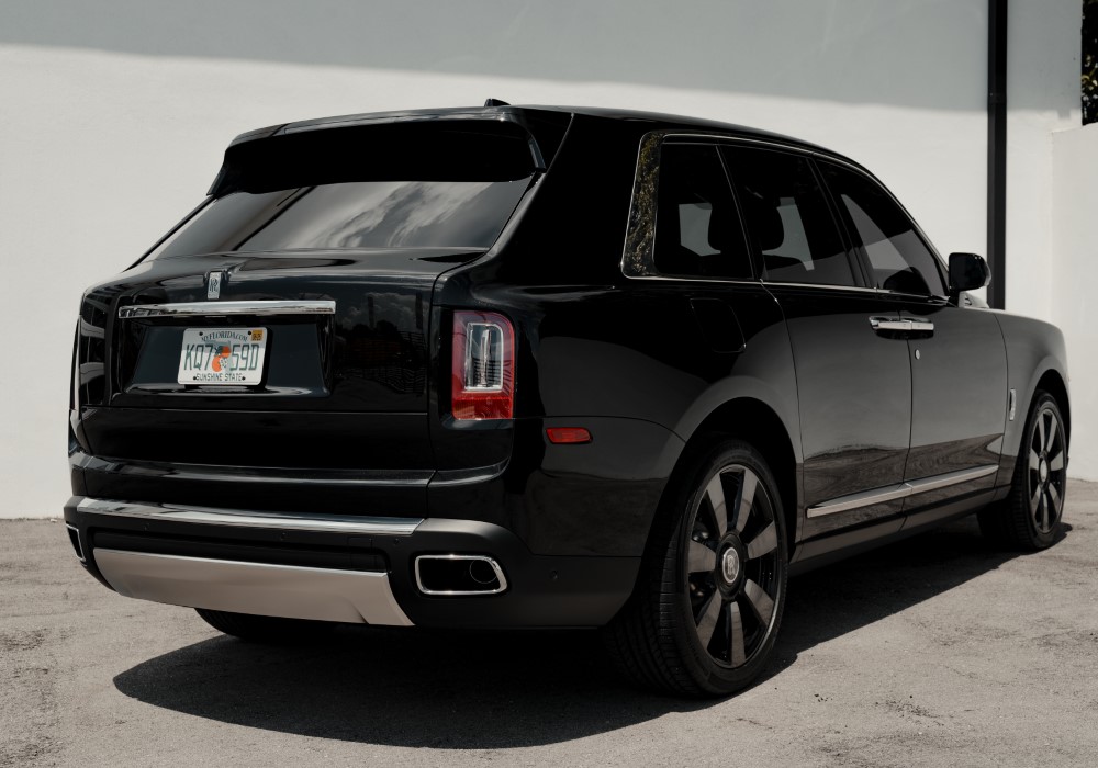 Rolls-Royce Cullinan 2024 | Mach 1 Exotics Car Rentals