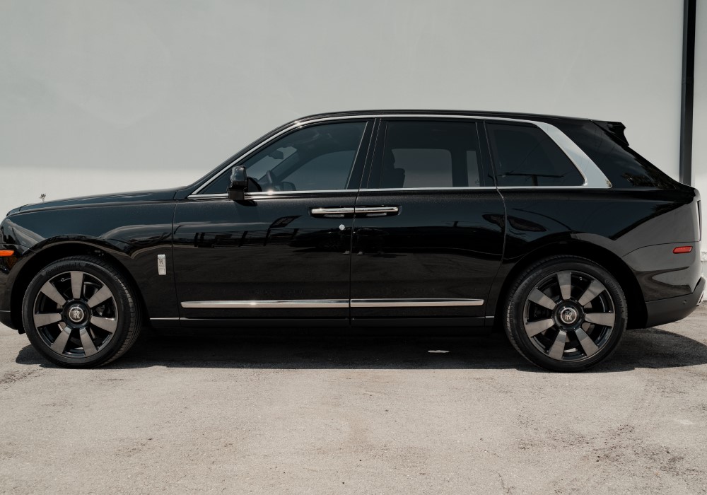 Rolls-Royce Cullinan 2024 | Mach 1 Exotics Car Rentals