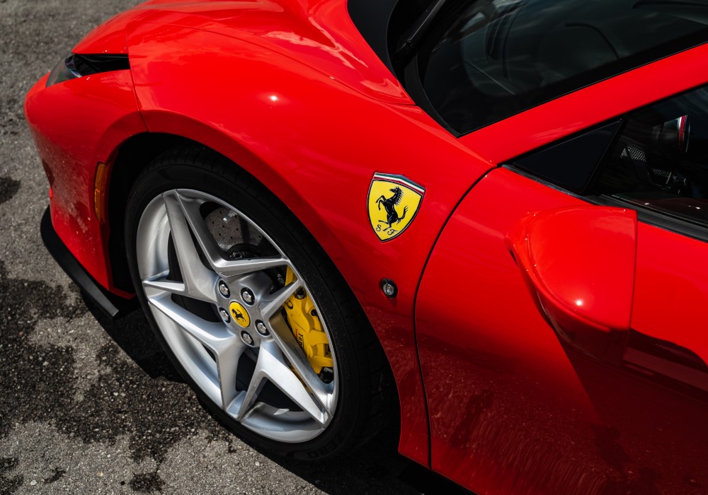Ferrari Spider F8 | Mach 1 Exotics Car Rentals